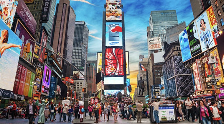 9 Factors Influencing Billboard Advertising Costs in Times Square