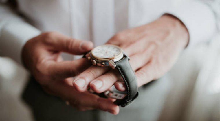 Types of Luxury Watches: A Shiny Guide