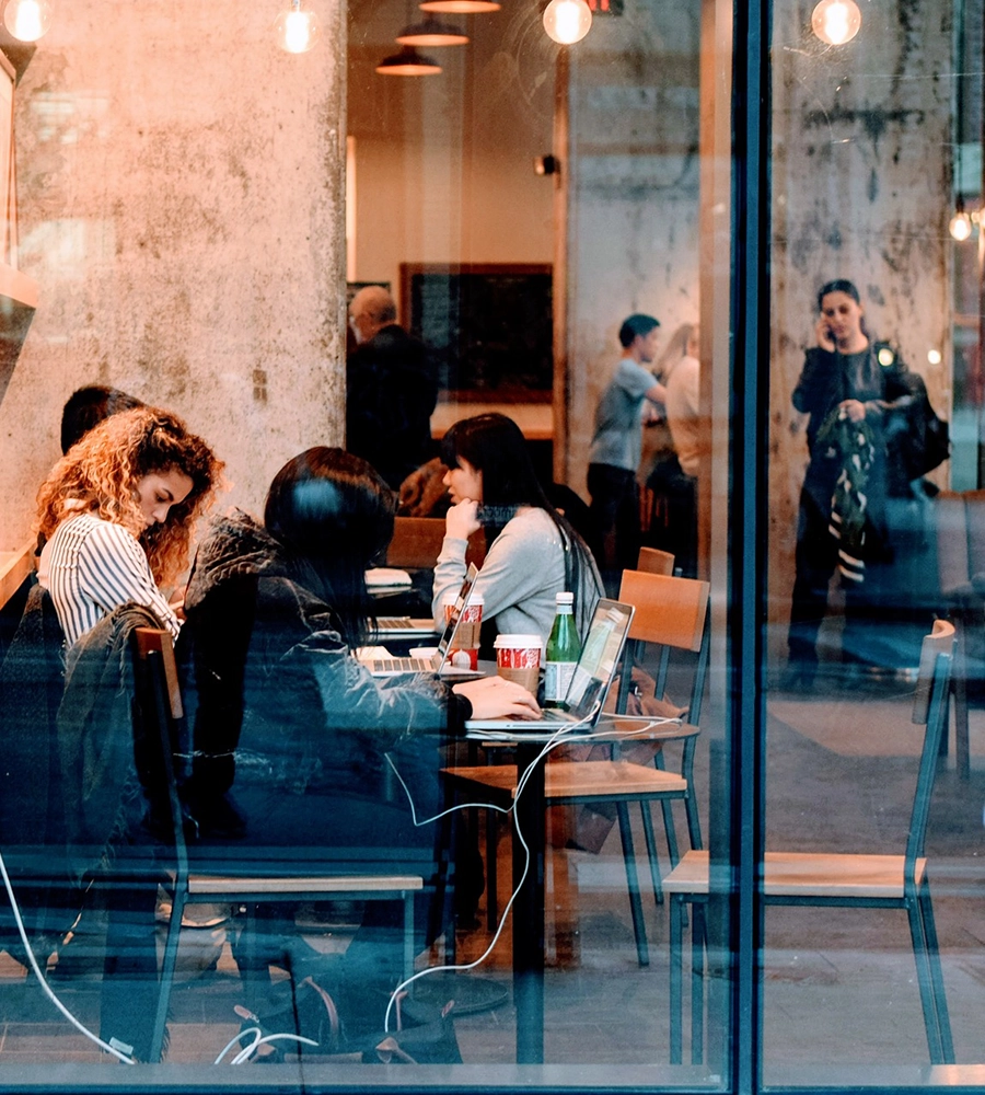 How Employee Assistance Programmes Enhance Workforce Well-being