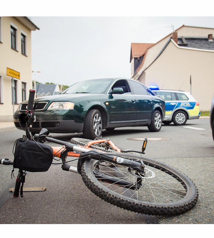 Why You Need a Bicycle Accident Lawyer After a Crash