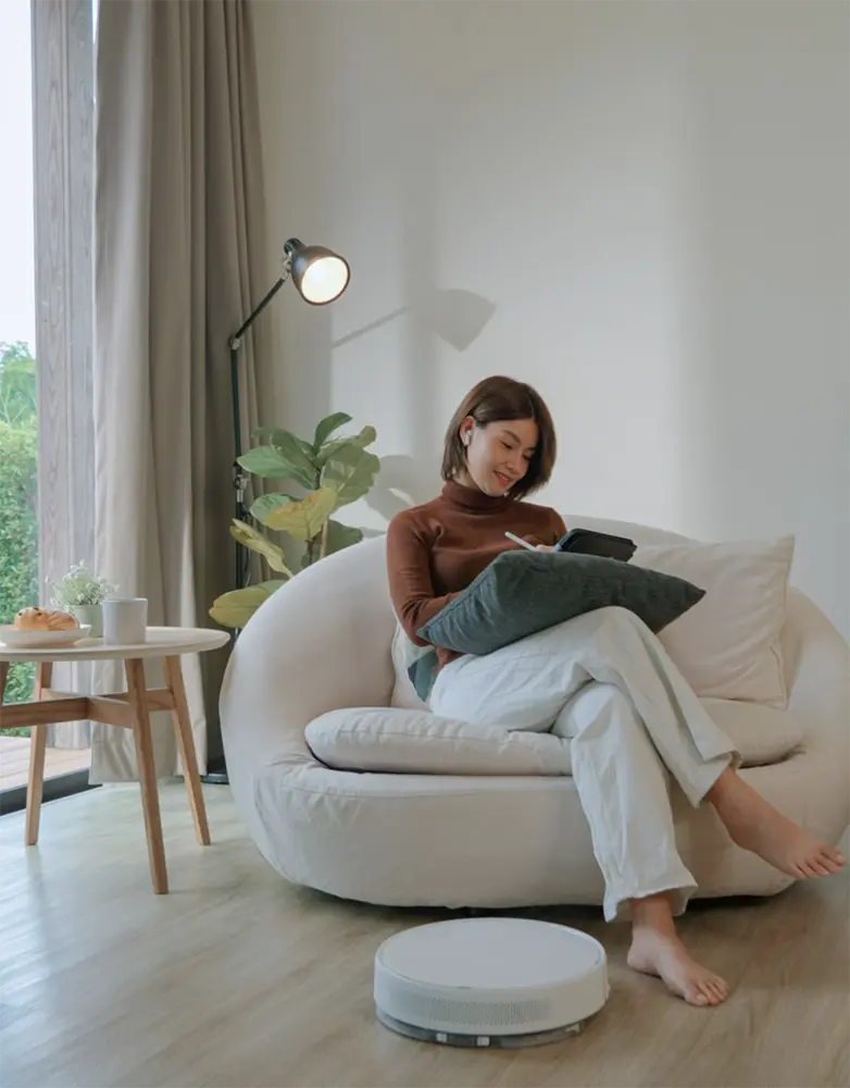 Five-Minute Journaling with an AI Buddy: Turn Noise into Noticed Wins