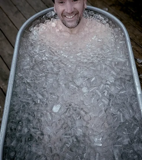 Richard shoulder deep in Ice Bath at WIM Hoff Session