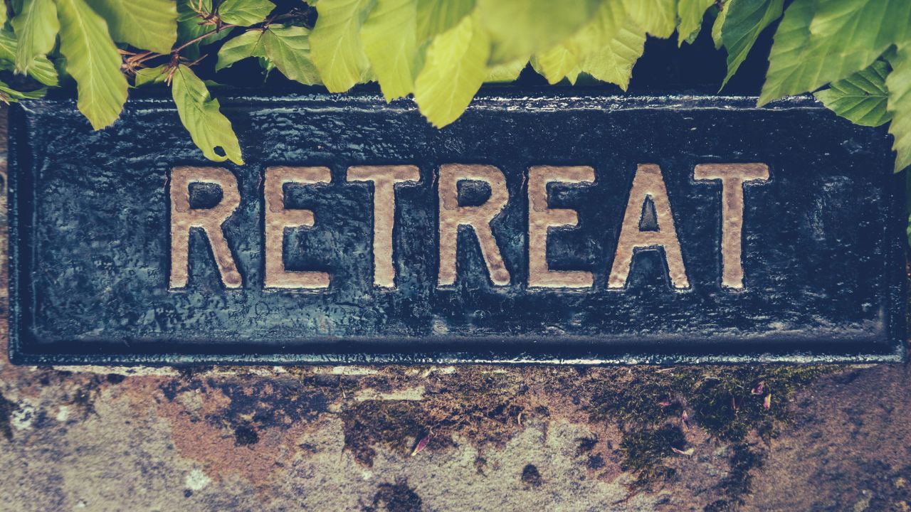 the difference between traveling to escape vs traveling to find