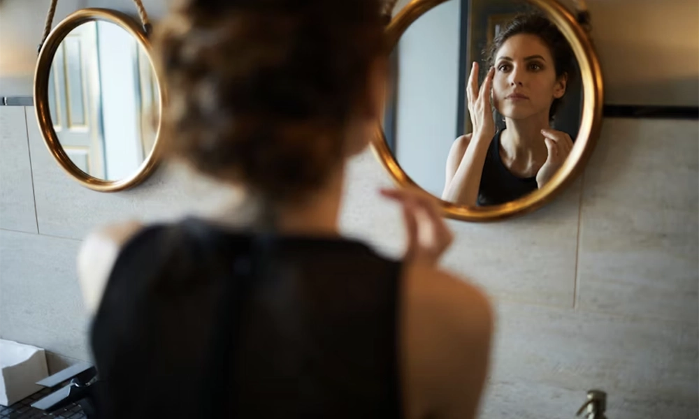 The Gentle Art of Holistic Beauty: How Self-Care Routines Nourish Body, Mind and Skin