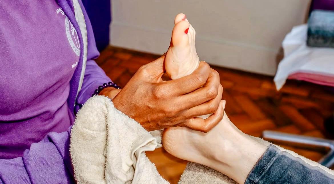 reflexology-feet