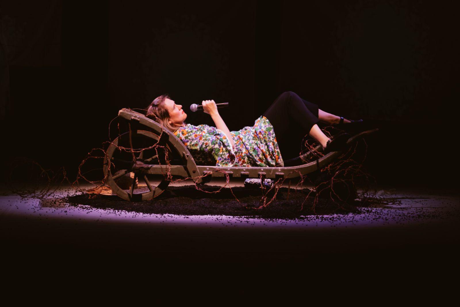 Bryony Kimmings - Bog Witch