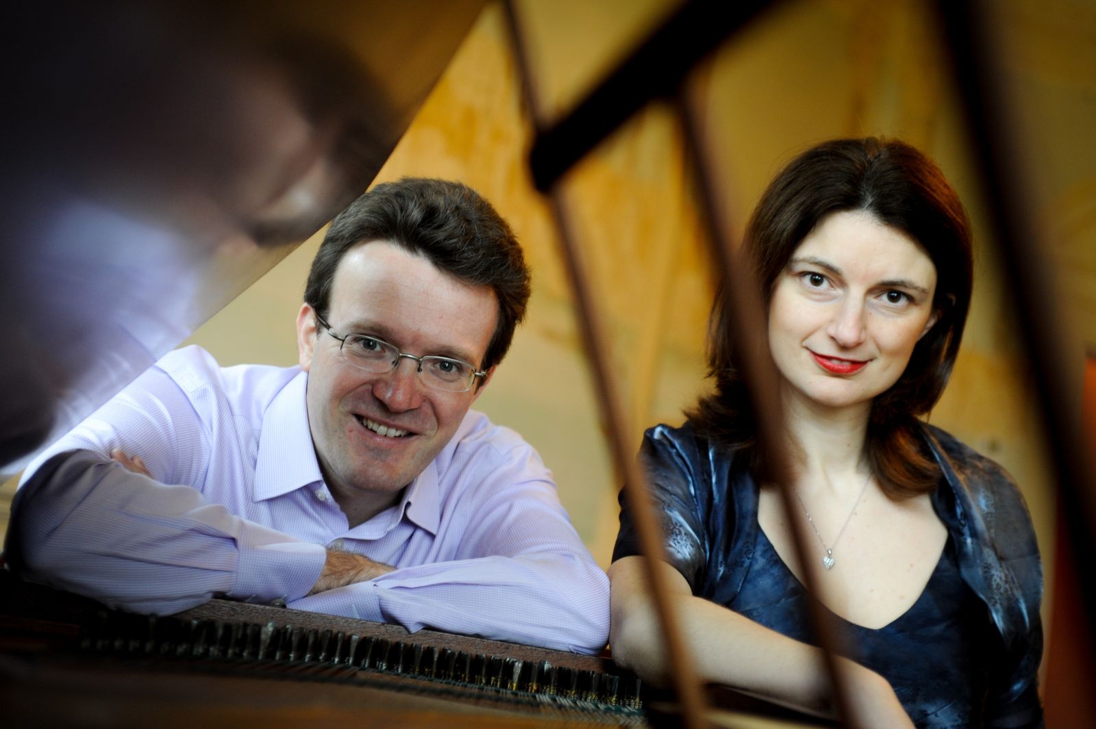 Emma Abbate & Julian Perkins 