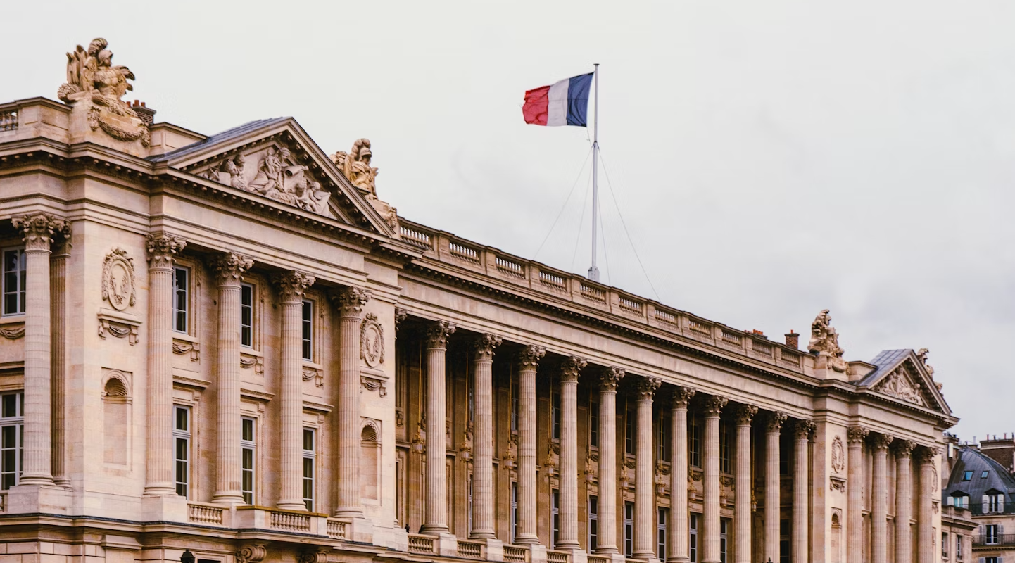 Will France Cut Kids Off From the Internet? Social Media Ban Eyed for Under-15s