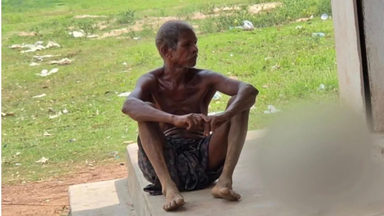 Odisha: Outrage after man carries sister's skeleton to bank to prove her death