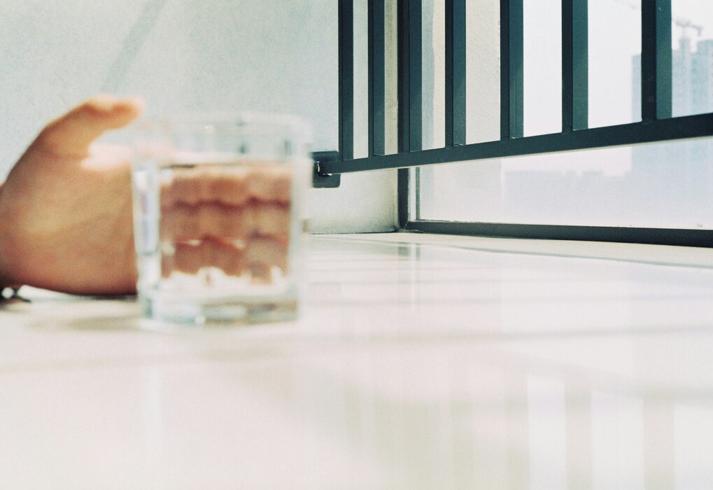 ‘How can someone differentiate between normal dehydration and the excessive thirst associated with diabetes?’