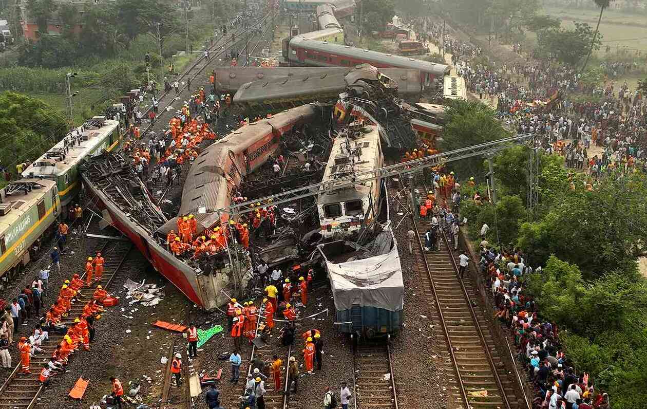Massive Fire On Delhi-Bound Rajdhani Express In Madhya Pradesh's Ratlam, Passengers Rescued
