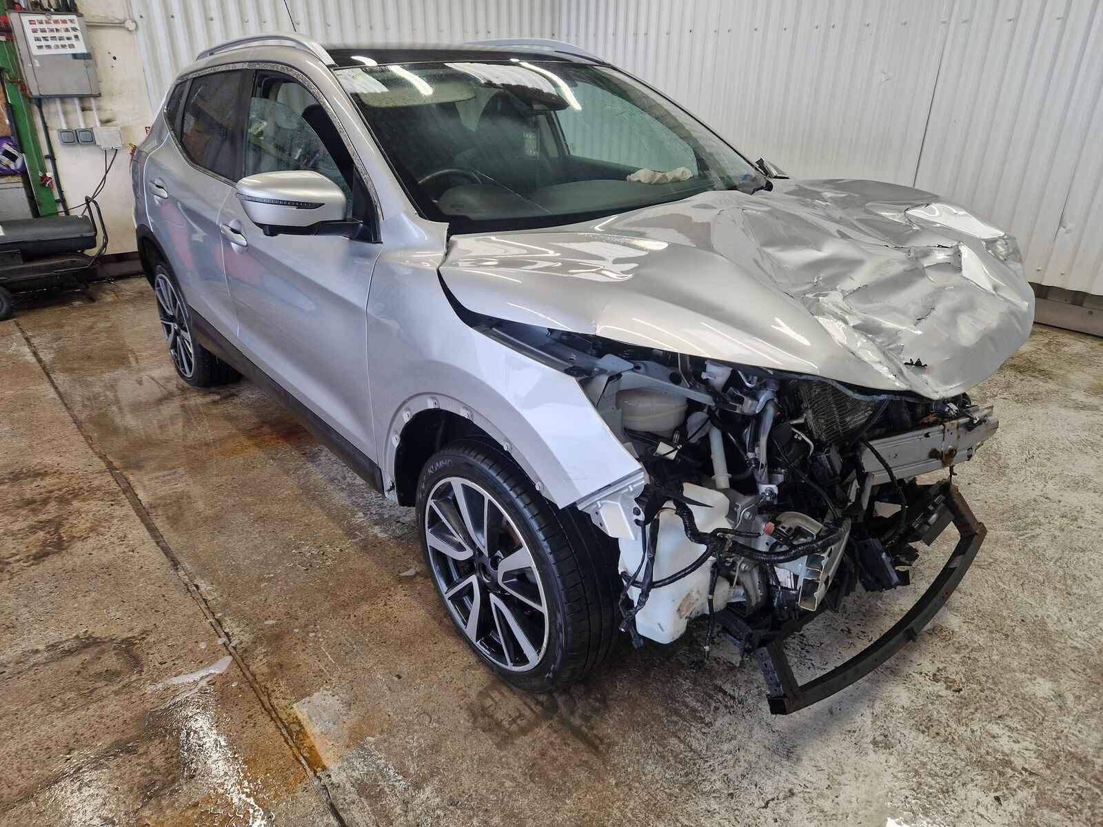 Breaking Vehicle