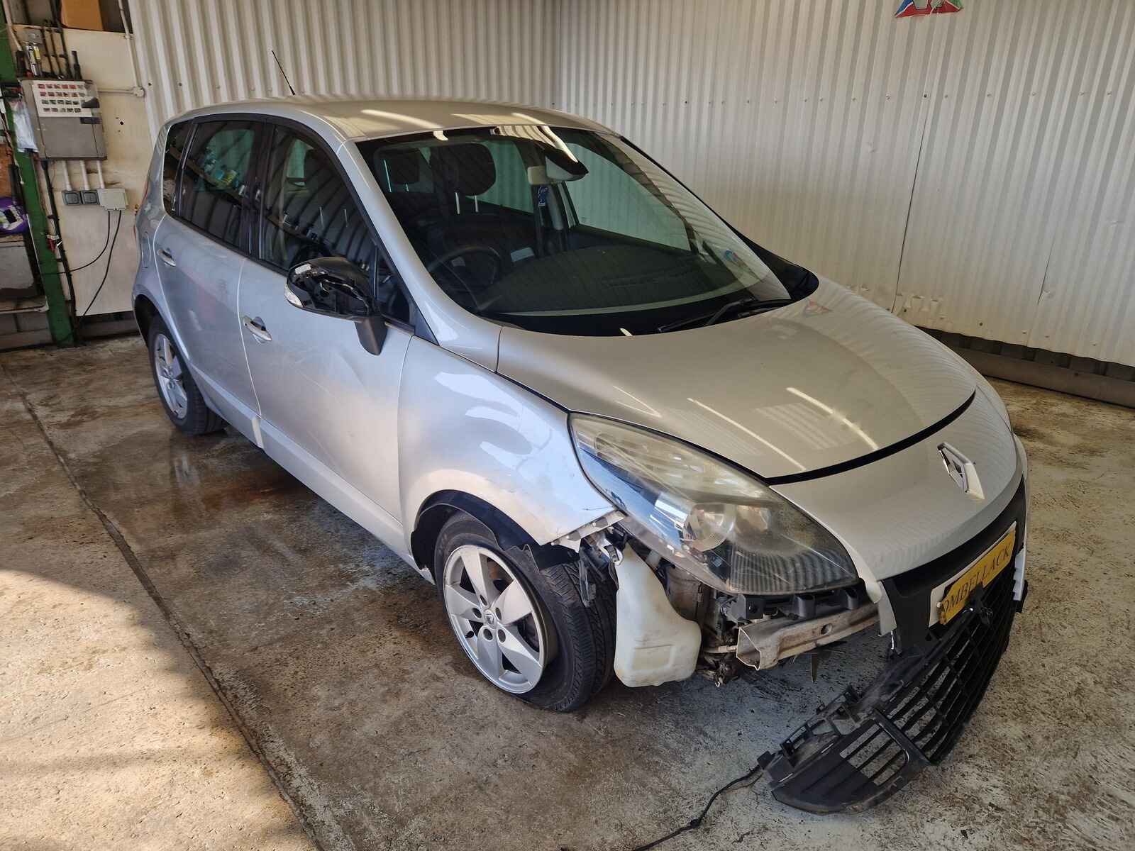 Breaking Vehicle