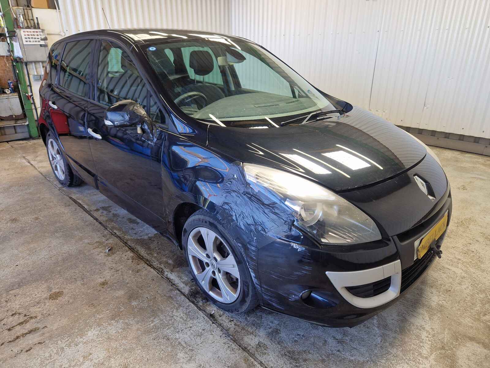 Breaking Vehicle