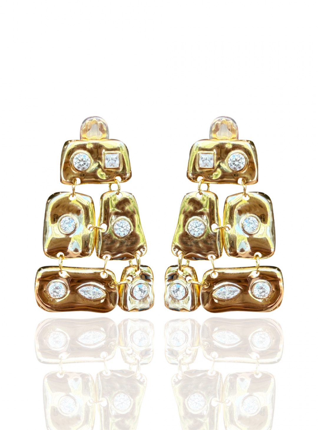 Auris Earrings by Jessica K on curated-crowd.com