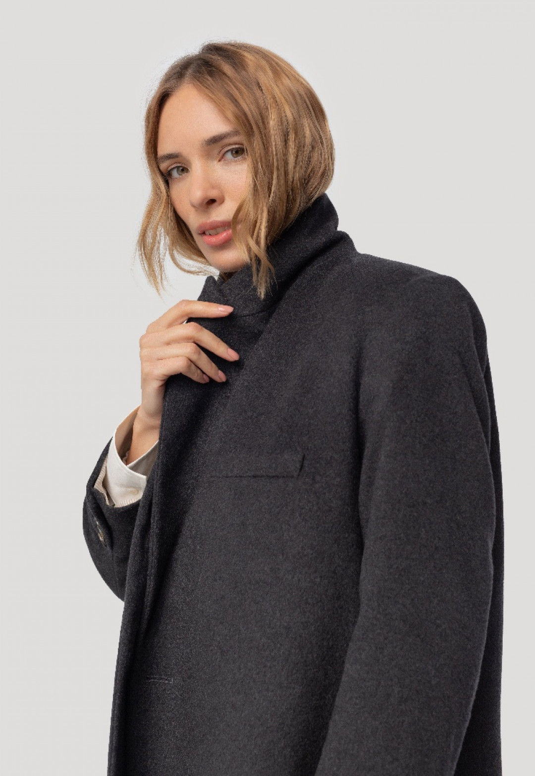 Timeless Cashmere Coat by Inner Tiger on curated-crowd.com