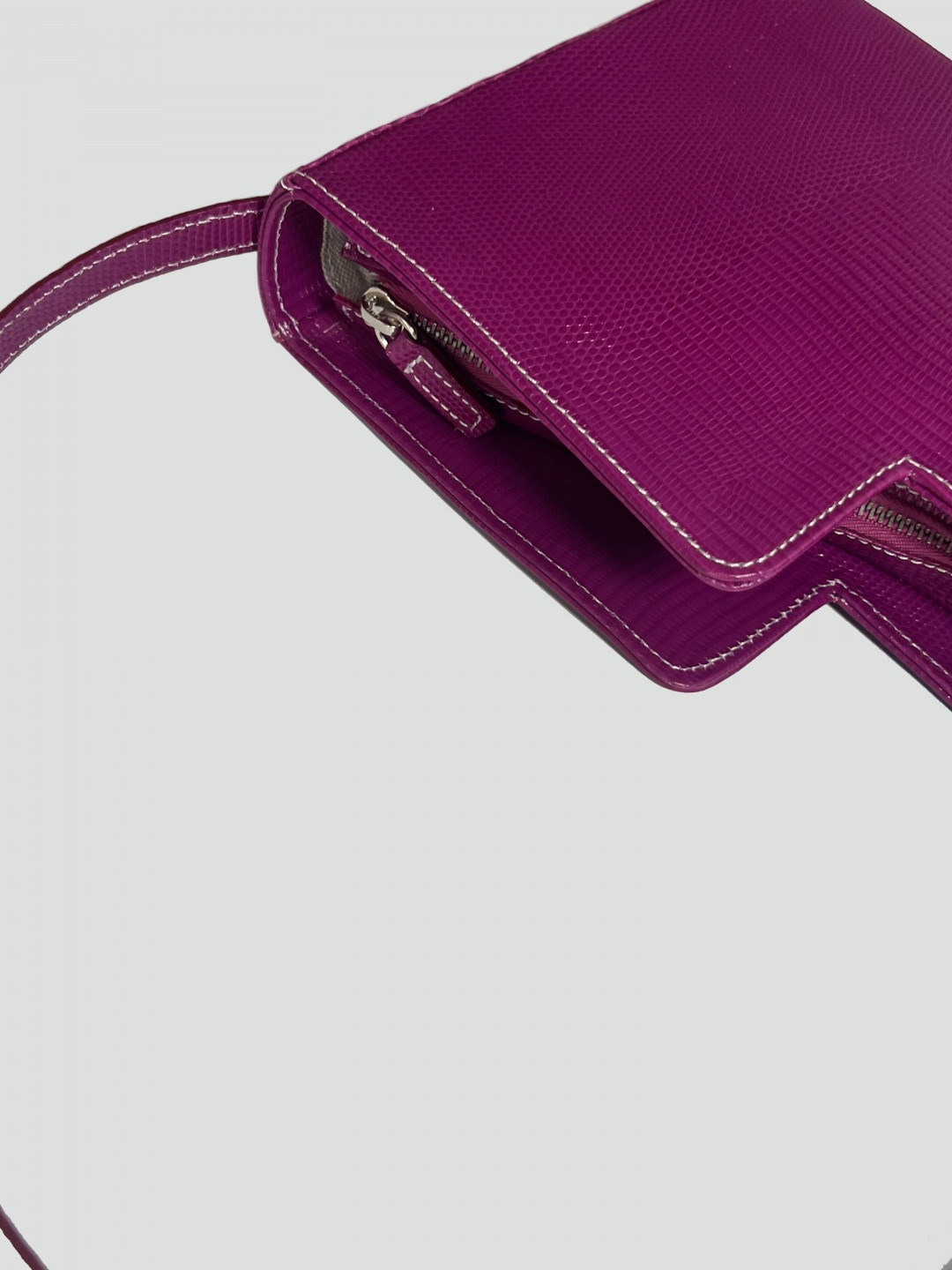 Aalto in Purple by Dara Hamarneh on curated-crowd.com