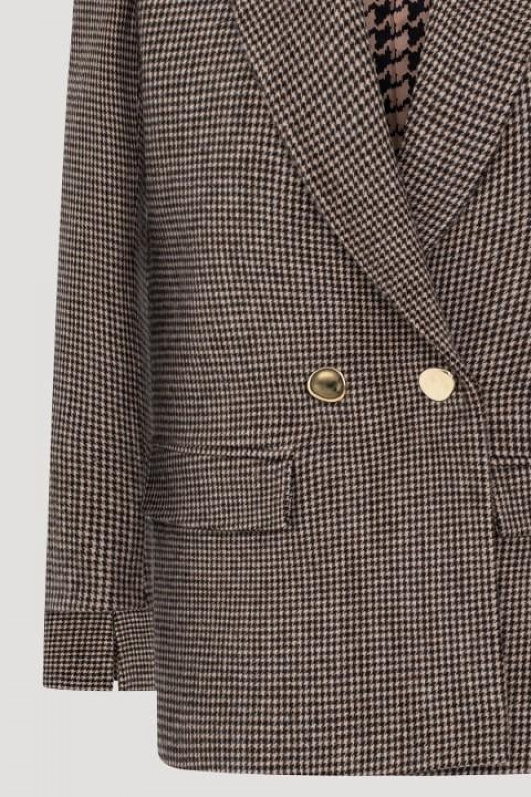 The Weekend Jacket in Chestnut Edit by Sorbé on curated-crowd.com