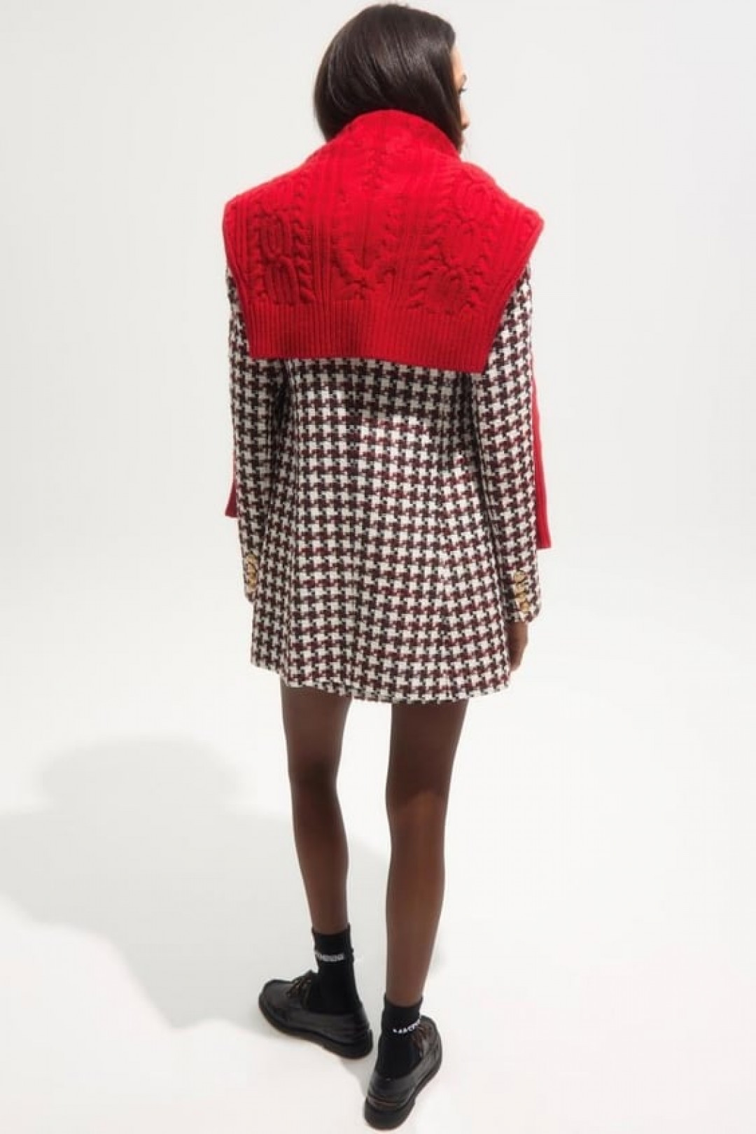 The City Stroll Jacket Scarlet by Sorbé on curated-crowd.com