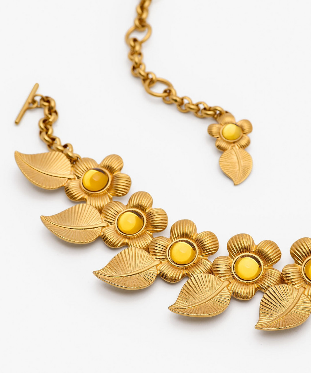 Retro Flower Necklace by Sonia Petroff on curated-crowd.com