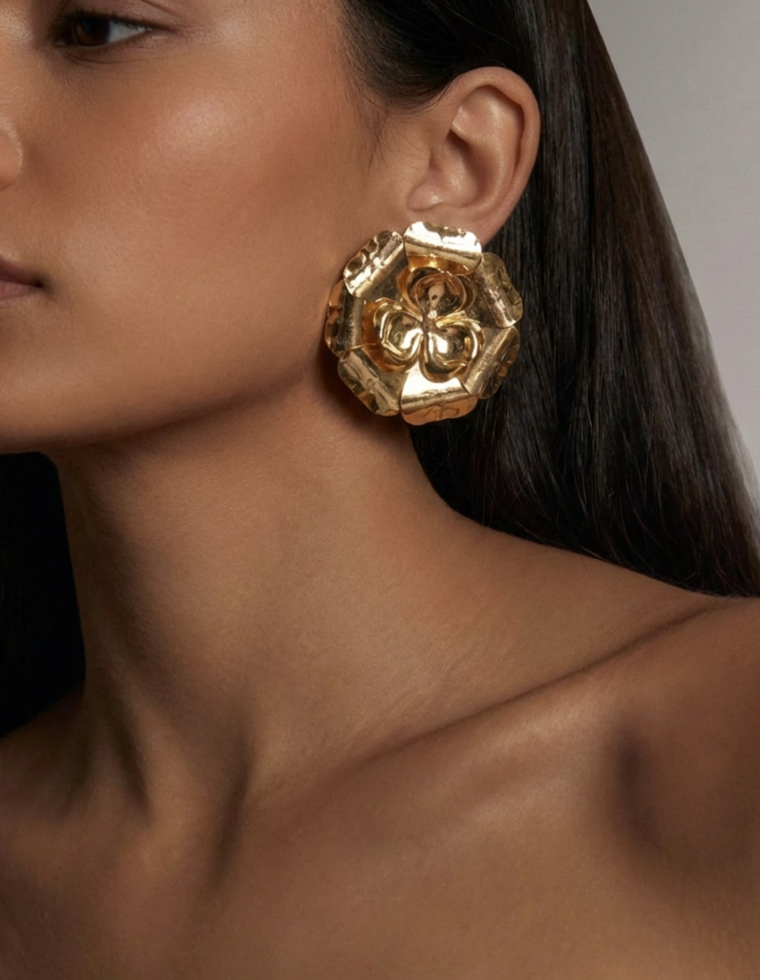 Aurora Earrings Gold by Jessica K on curated-crowd.com