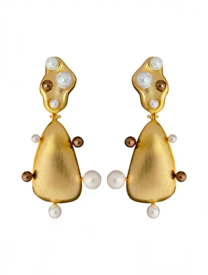  items on curated-crowd.com