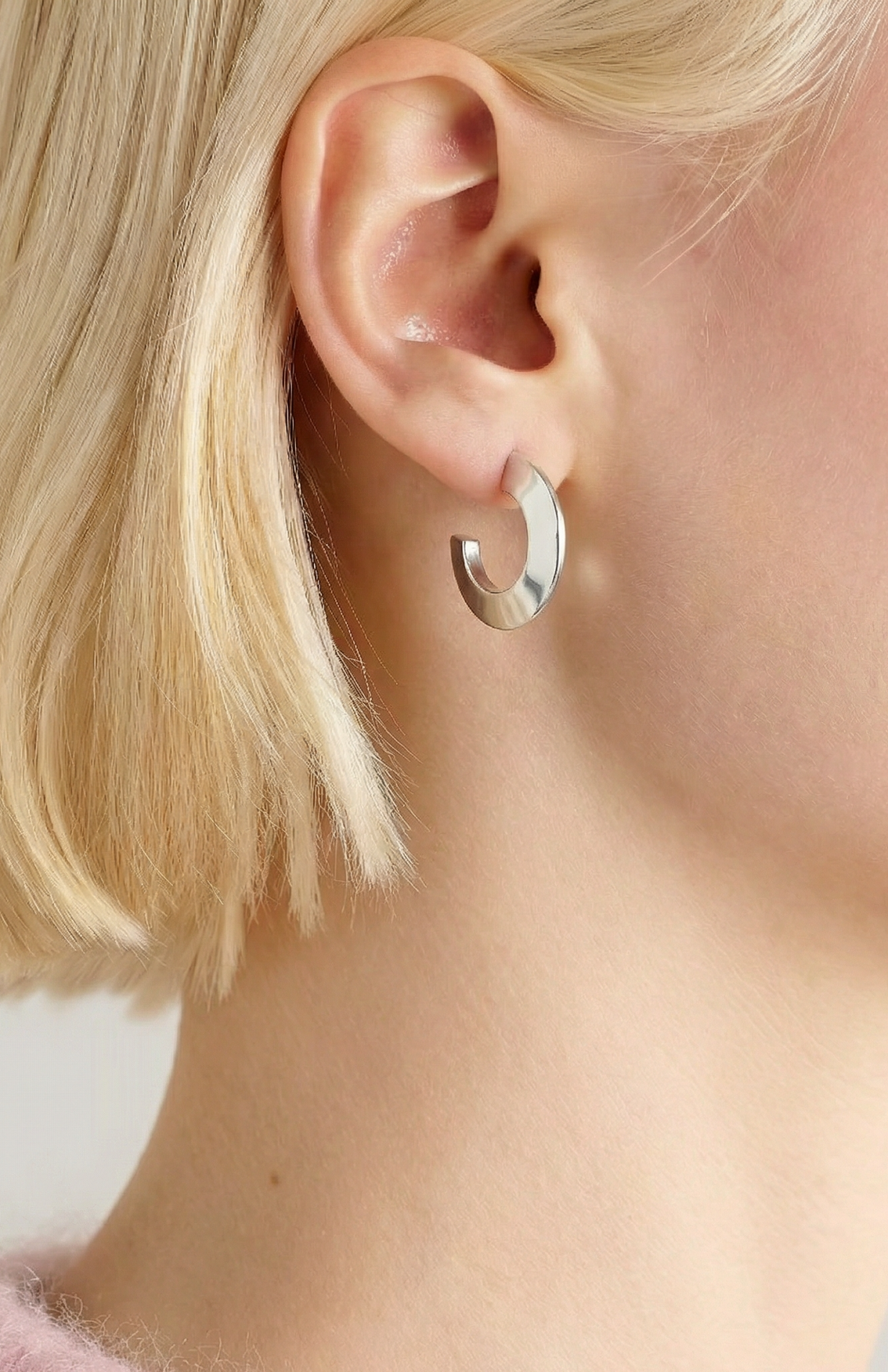 Dia Small Hoop Silver Earrings by Studio Liberté on curated-crowd.com