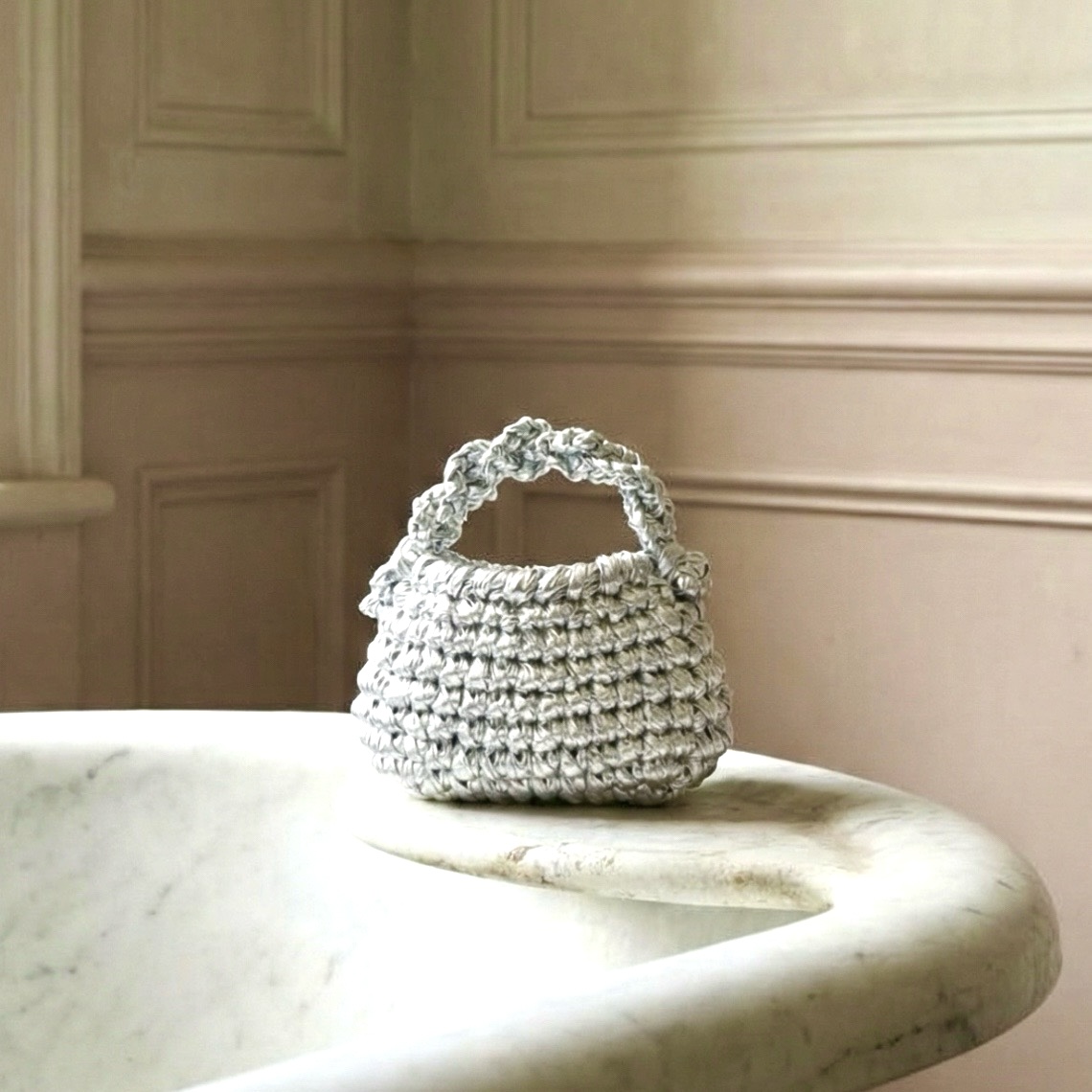 DEINO'S on curated-crowd.com