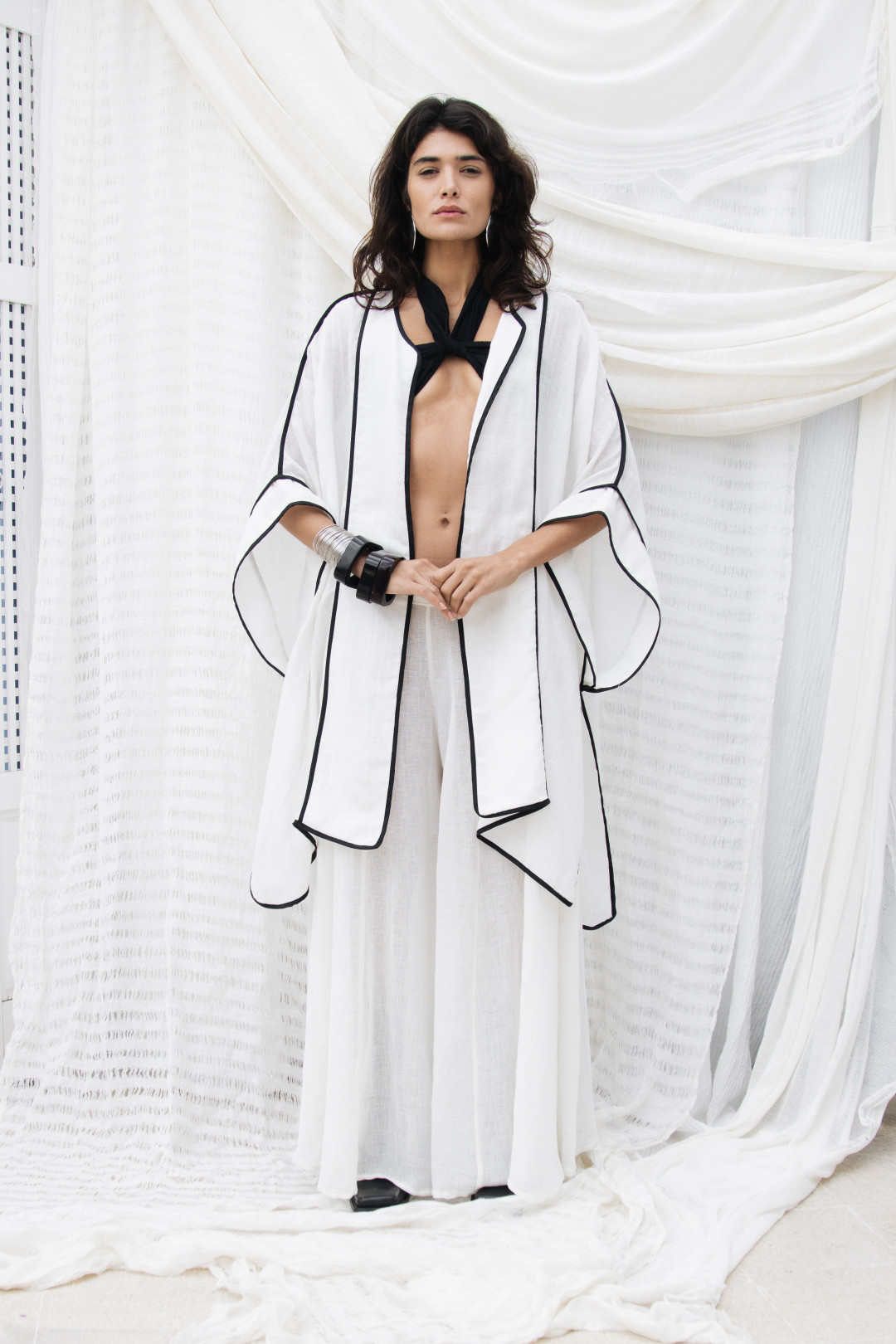 Ray kimono by BARAA on curated-crowd.com