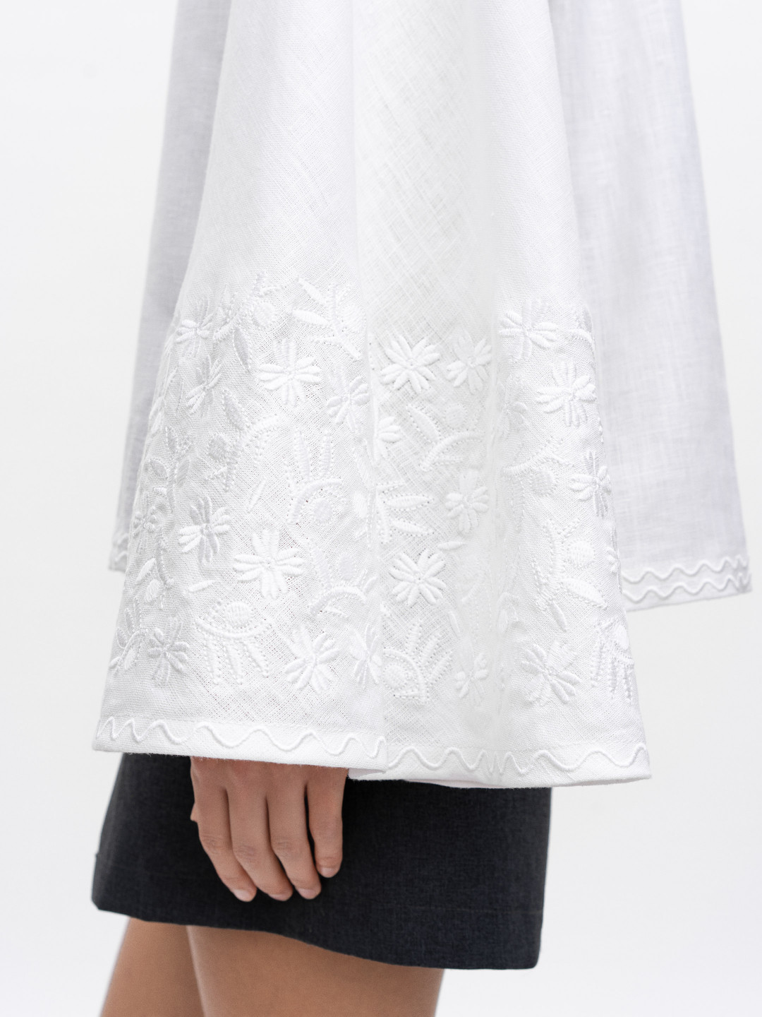 Wide Sleeves 'Teren Mono' Blouse by Etnodim on curated-crowd.com