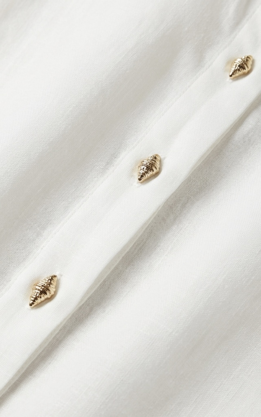 The Bohemian Shirt by Sorbé on curated-crowd.com