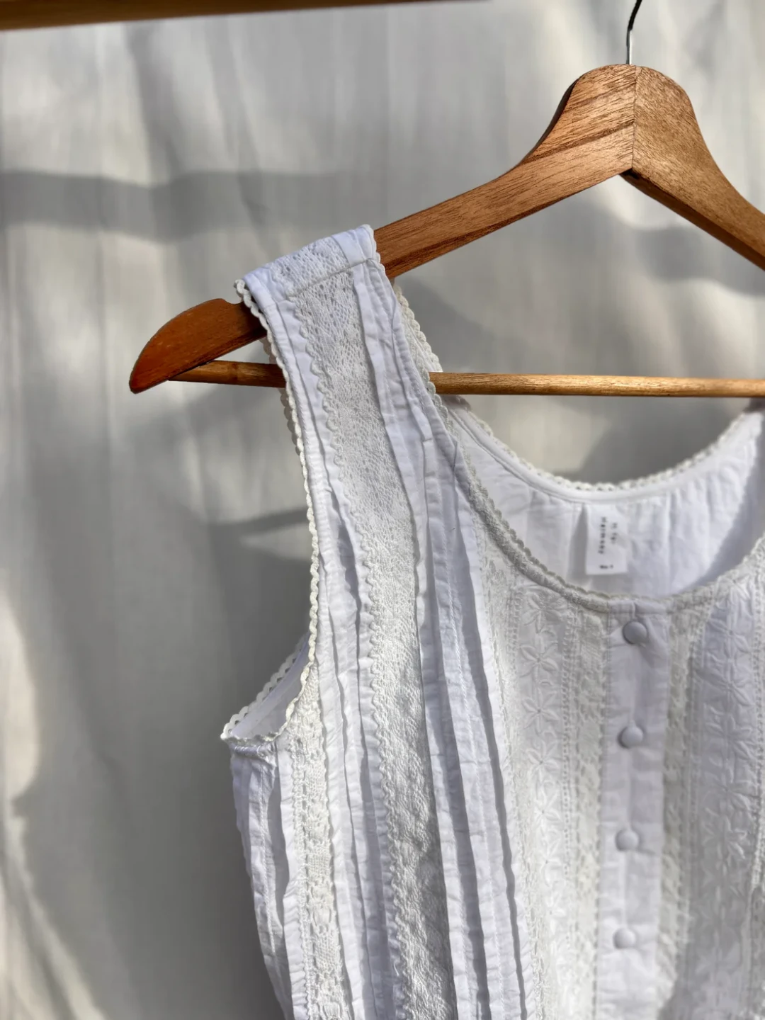 Lea Top by H For Harmony on curated-crowd.com