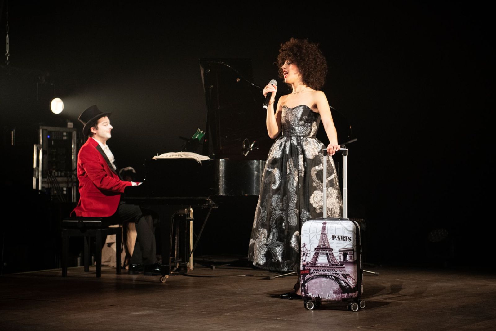 Romanza – A Diva In Paris cabaret review: A startling voice