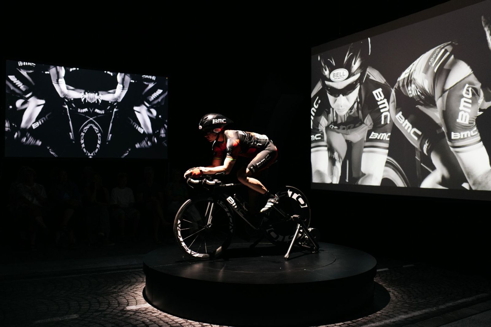 Cadel: Lungs On Legs theatre review – Racing to glory