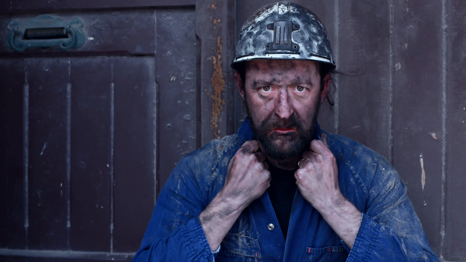 Dust theatre review: Coal, conflict and survival