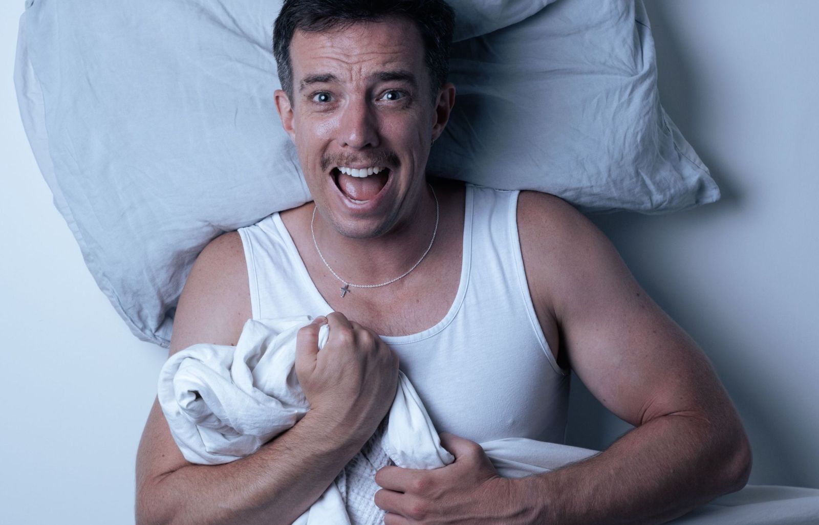 Eli Matthewson: Night Terror comedy review – Gossipy and engaging