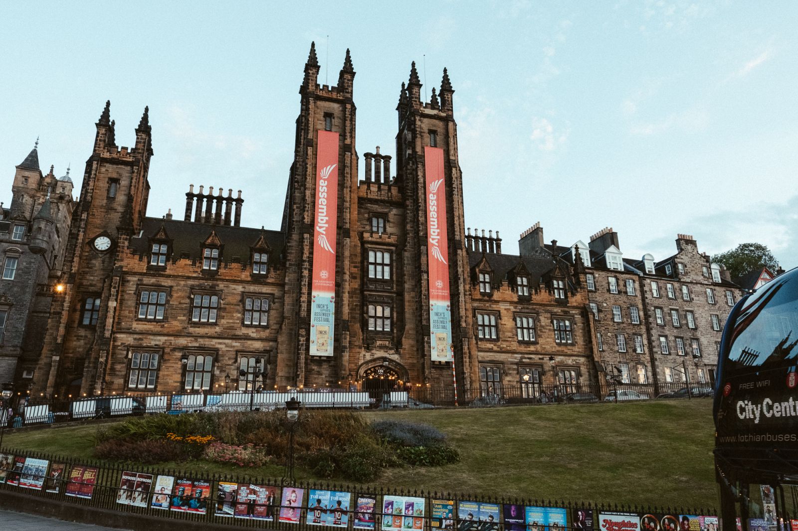 EdFest opens new ticket office powered by a giant real-time offers screen