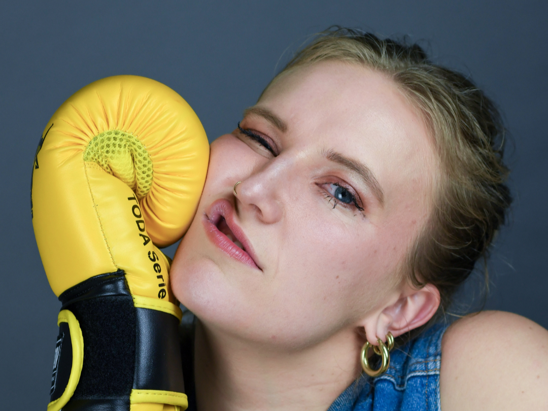 Millicent Sarre Is Too Tired To Smash (Patriarchy) cabaret review: Singing through burnout