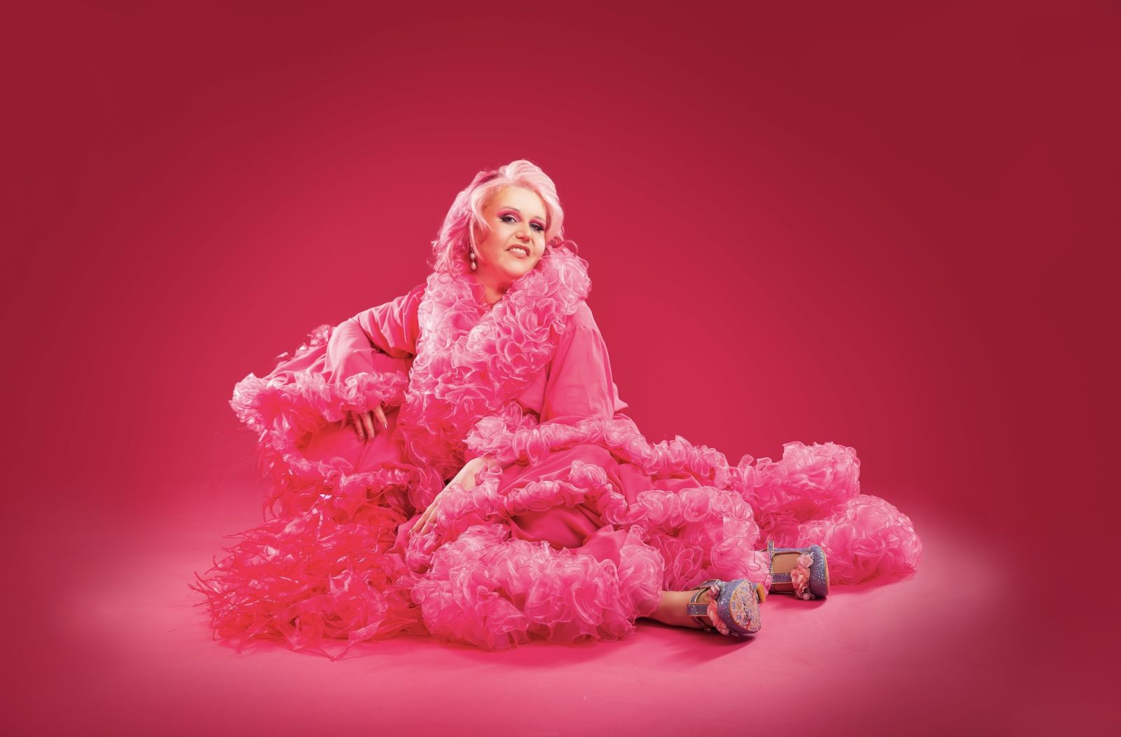 Lindsey Santoro: It Was Like That When I Got Here comedy review – Appealing quirks