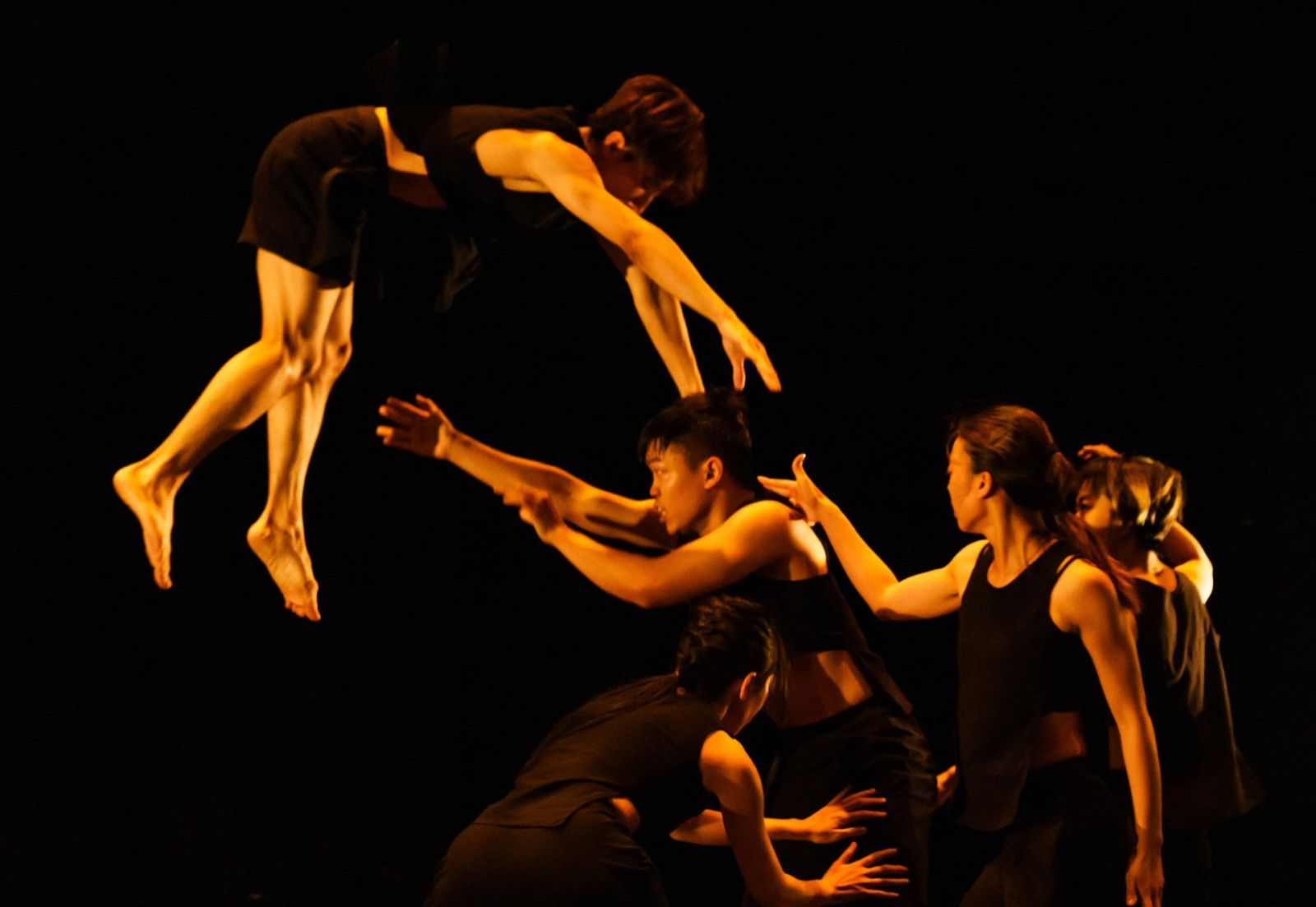 Proximities dance review: Captivating code-switching