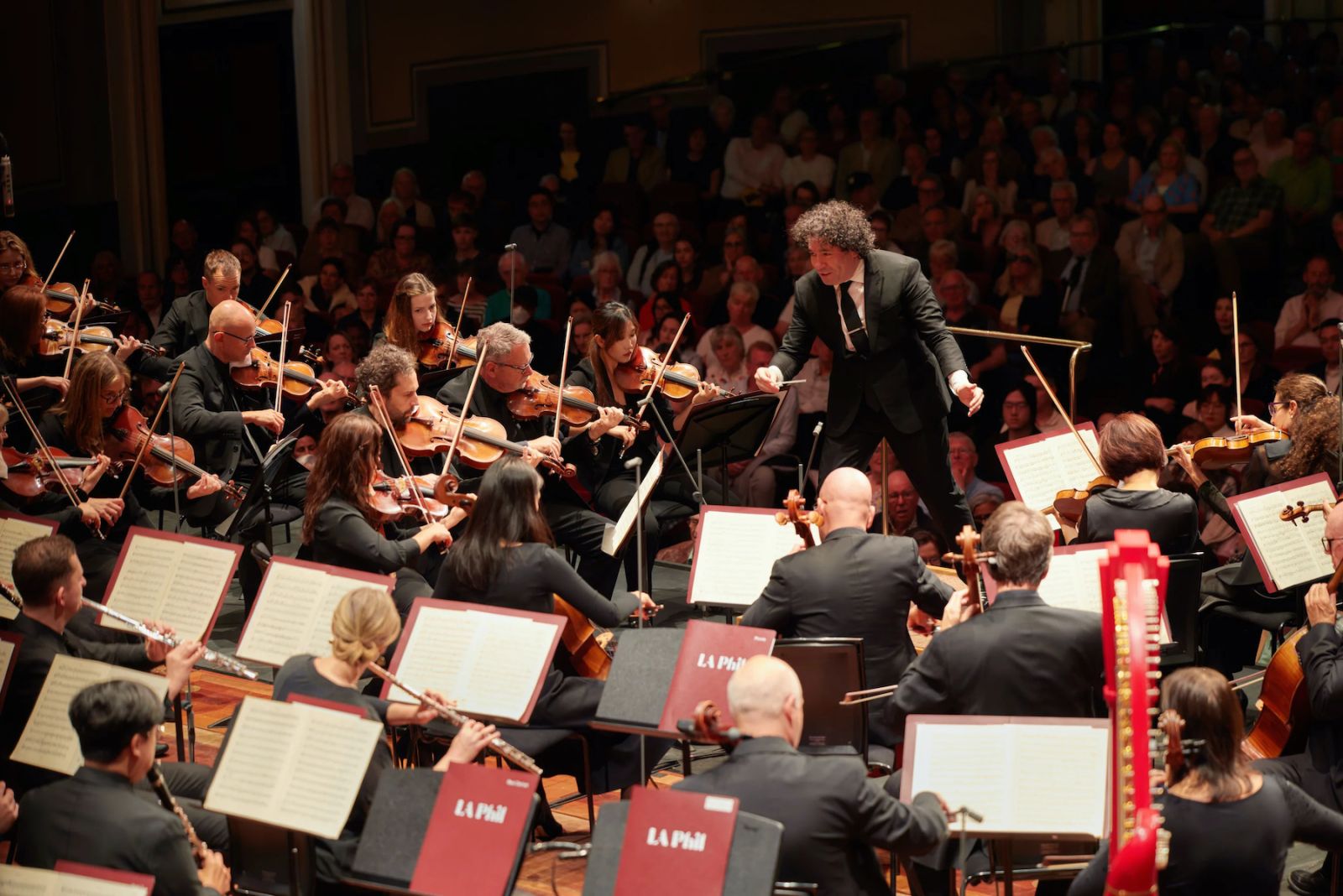 Los Angeles Philharmonic: Beethoven 7 & Oritz music review – Rich, dynamic precision