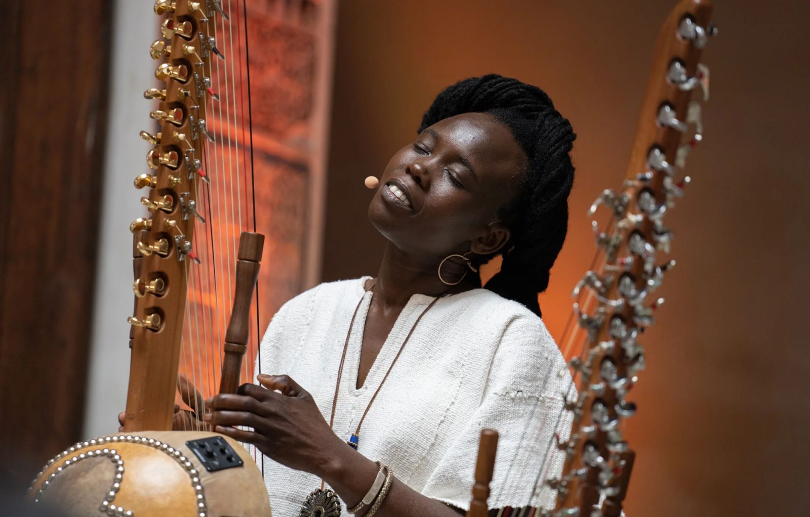 Senny Camara music review: Hope and unity