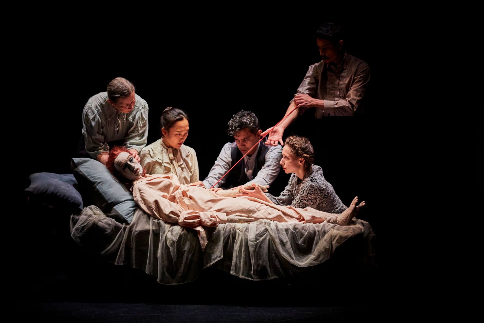Dracula: Lucy’s Dream theatre review – Sensual invention