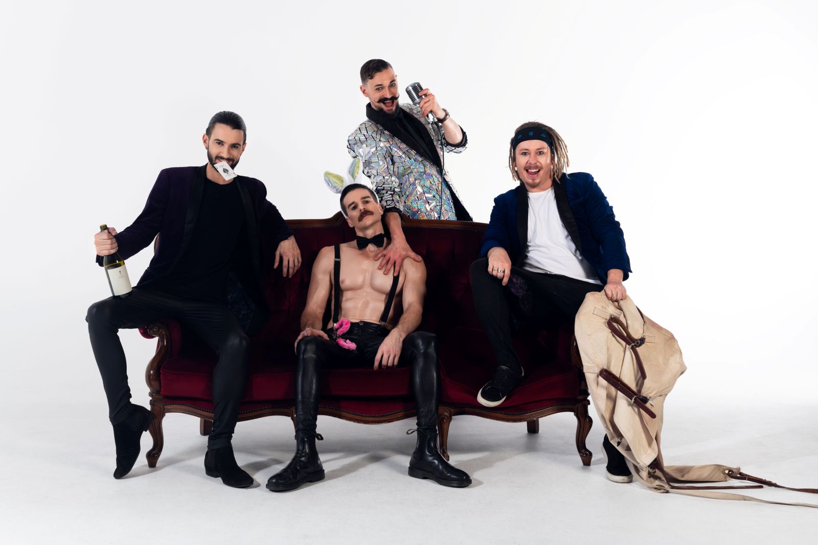 3 to see: Magic