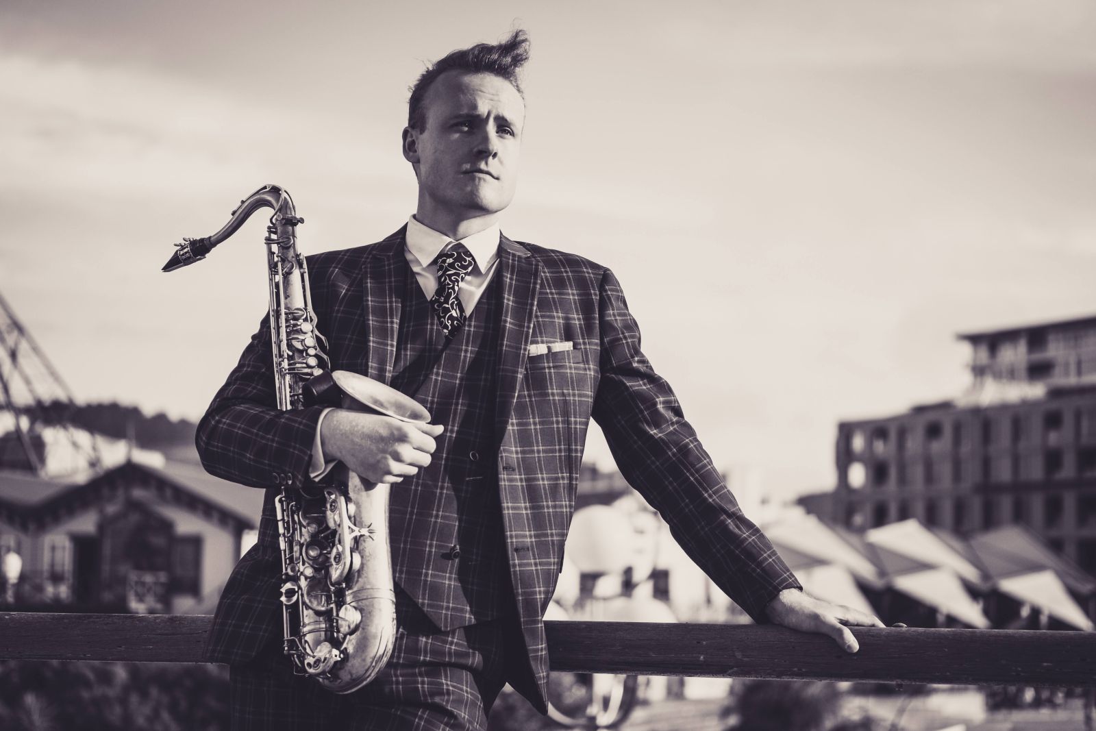 Oscar Lavën: Elegant Calamity album review – Exuberant jazz from New Zealand