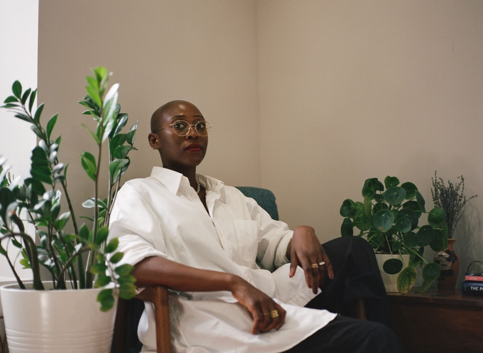'Pemi Aguda: One Leg On Earth book review – In a category of its own