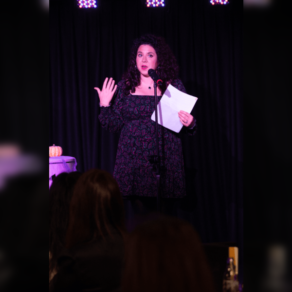 Social Sunday with Storyteller Ilaria Paserri | The Fourth Wall Bar Sessions