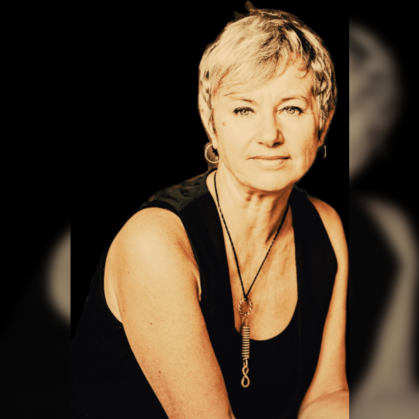 Christine Collister in concert