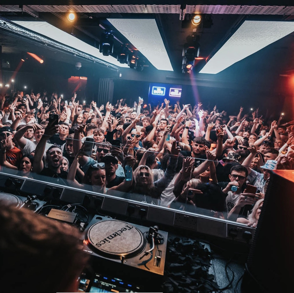 Niche vs Sound Of Bassline