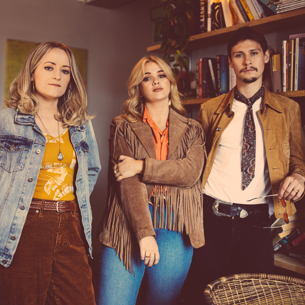 Ditto Coffee & Whispering Pines Presents Bobby West